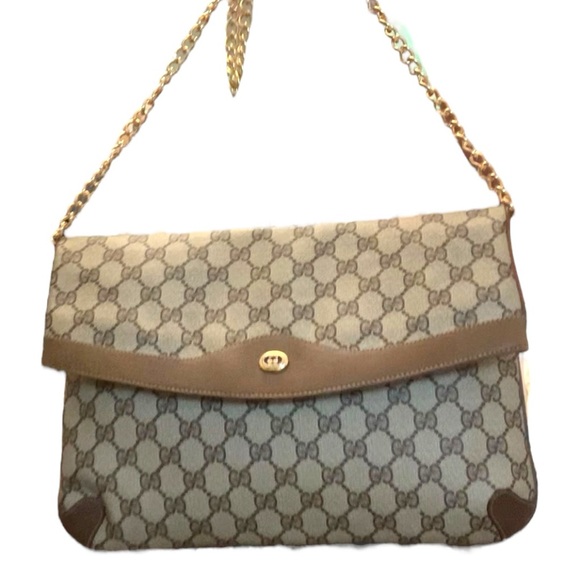 Gucci Vintage GG Supreme Monogram Flap Clutch with Crossbody Chain - Picture 1 of 8